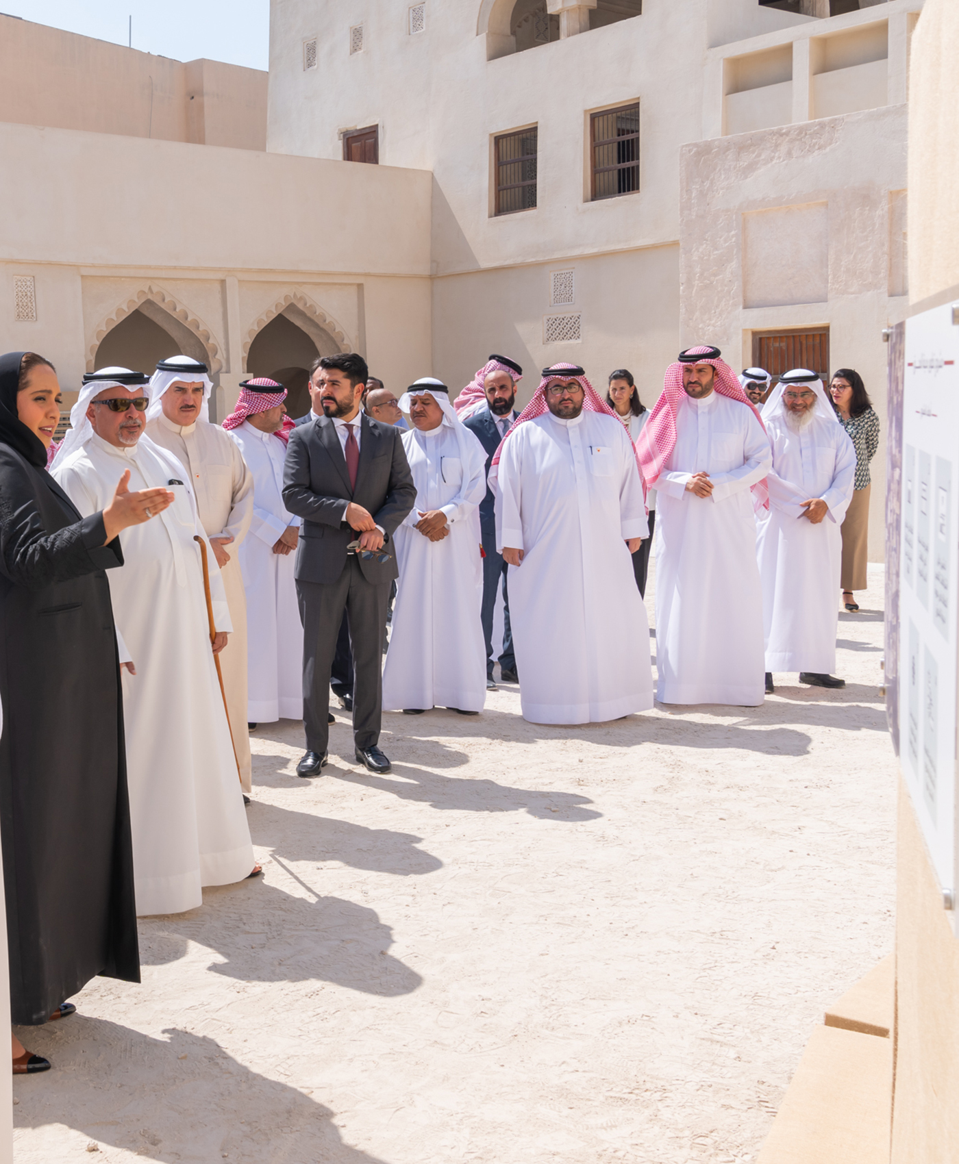 زيارة صاحب السمو الملكي الأمير سلمان بن حمد آل خليفة إلى محافظة المحرق